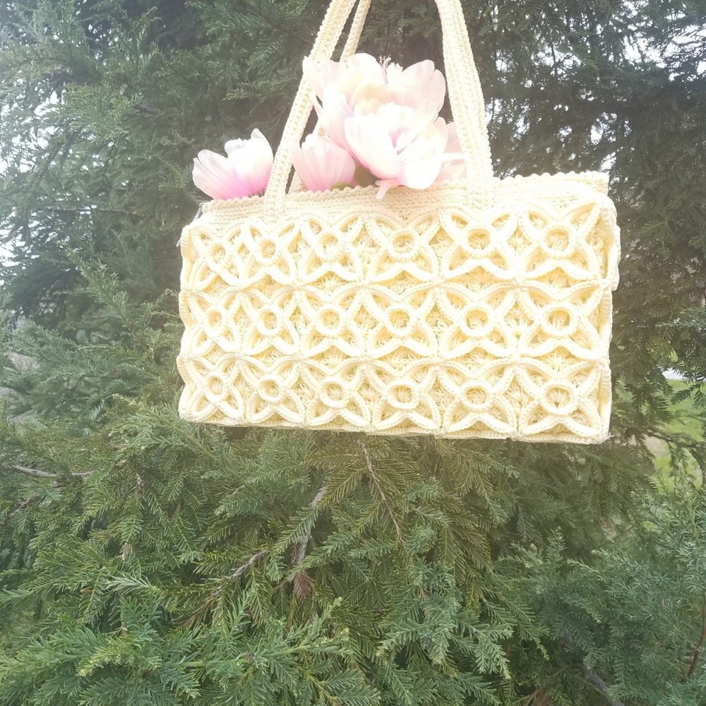 Purse - Picture 2 of 3
